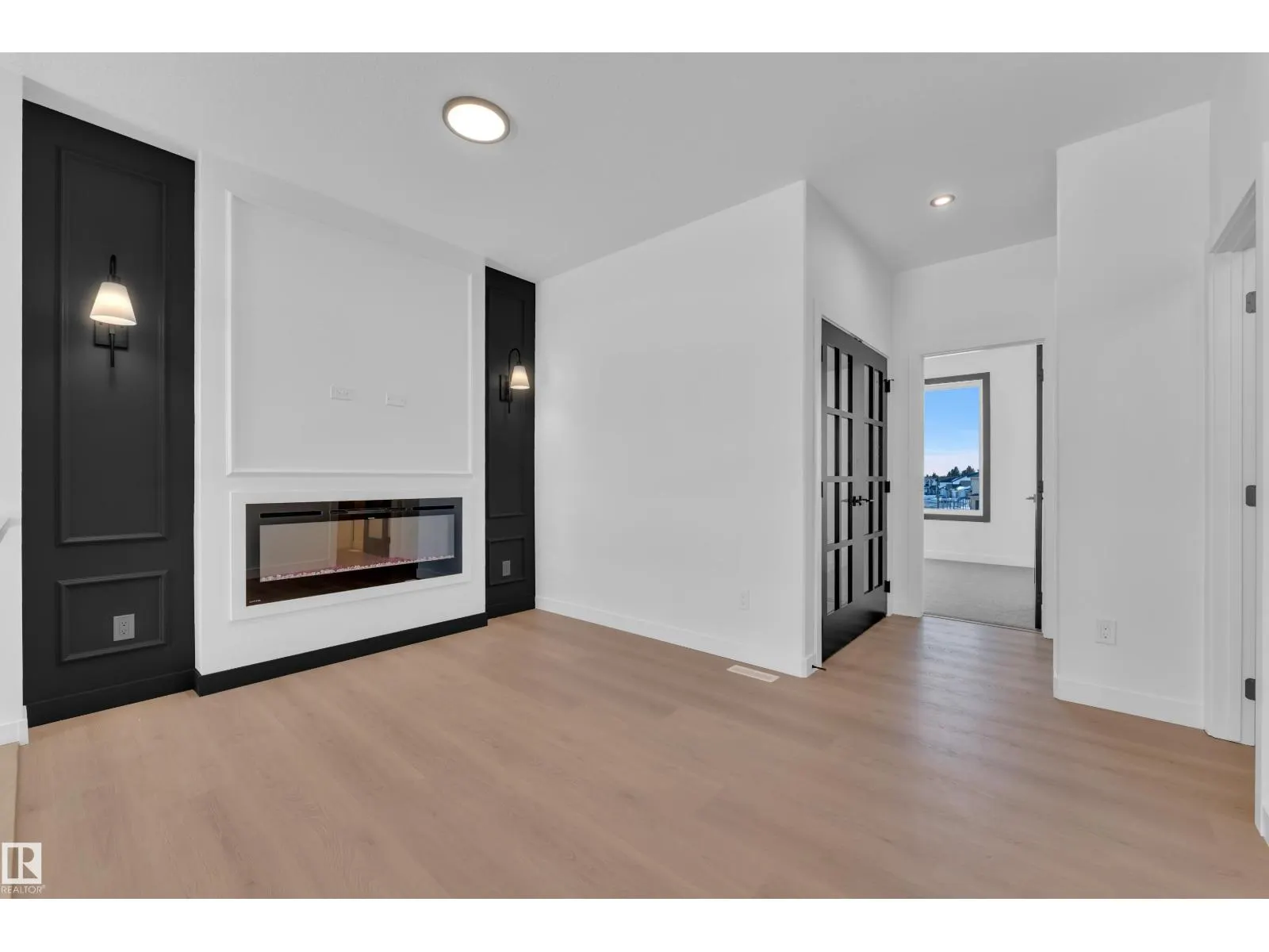 5 Grayson GR