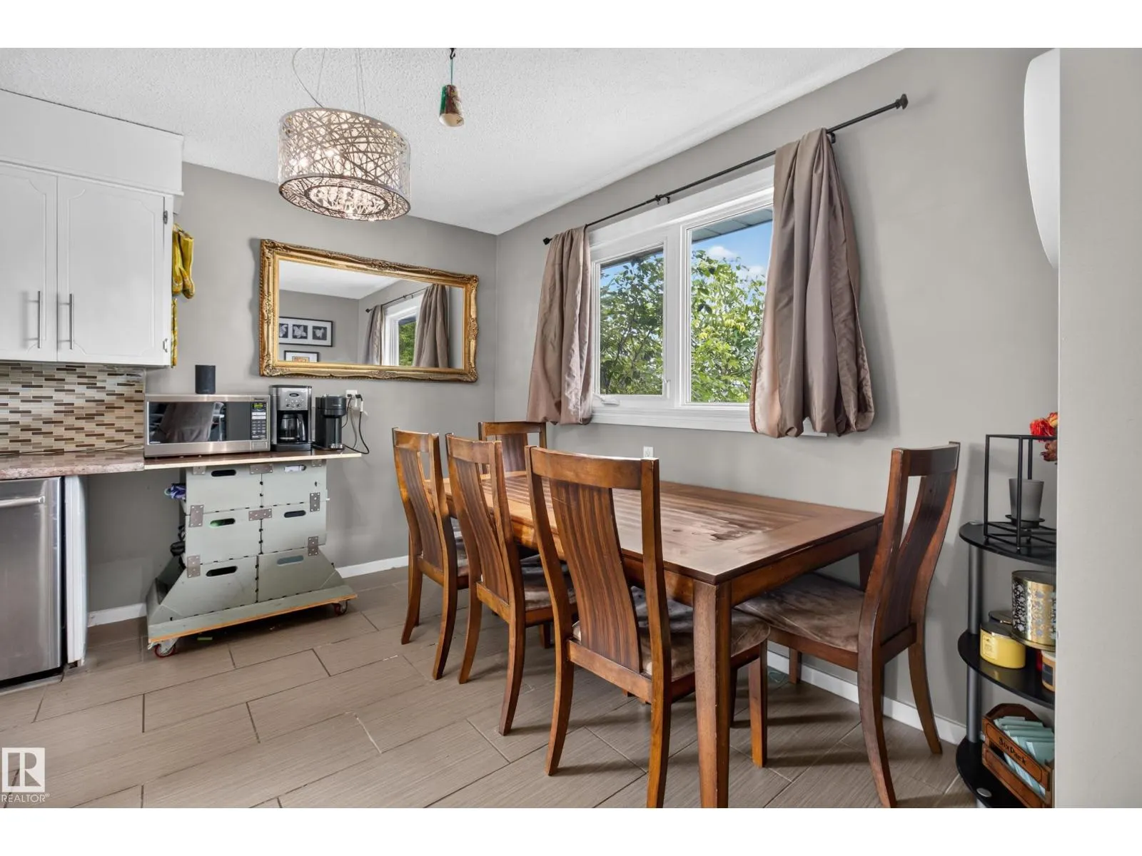 5 WILSON CR