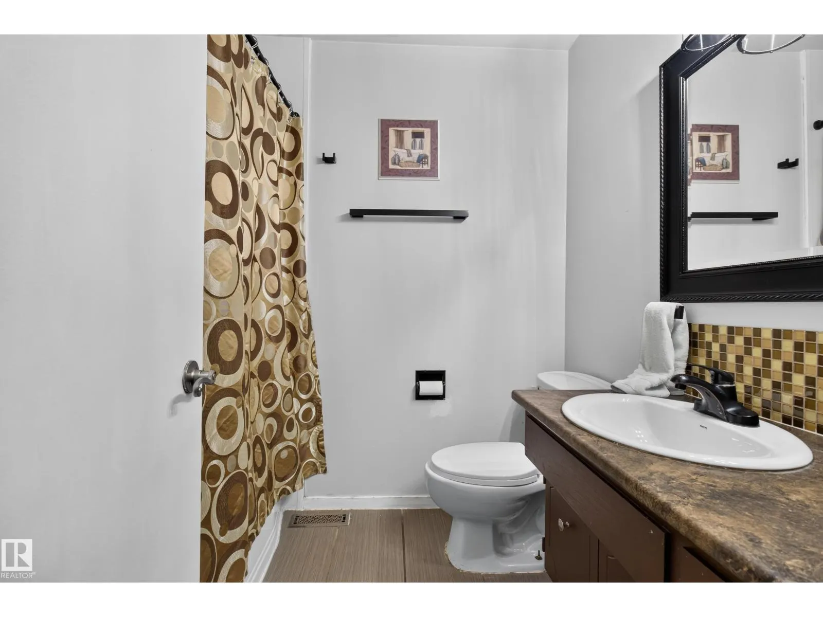 5 WILSON CR