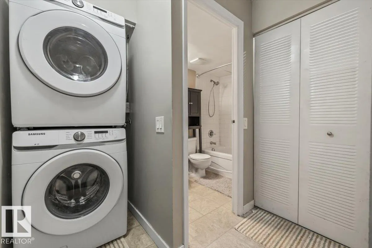 #305 10175 109 ST NW