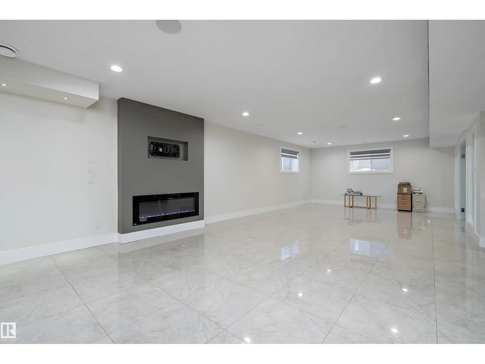 3644 WESTCLIFF WY SW