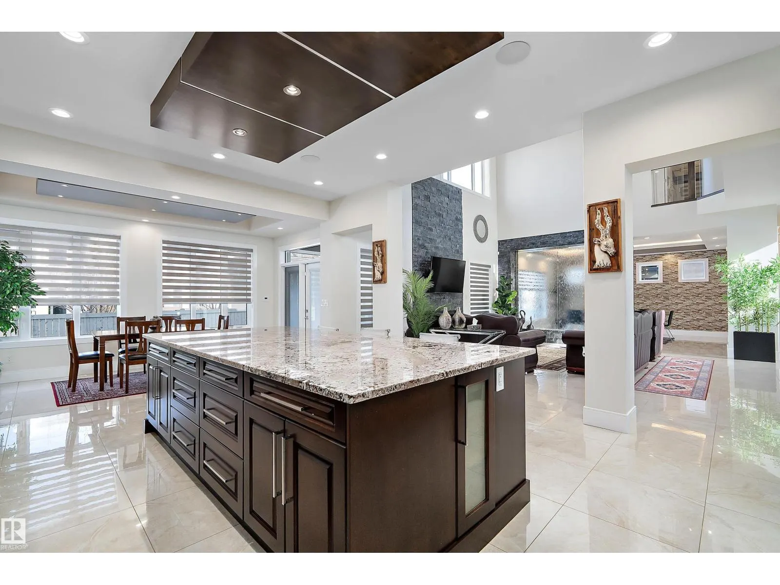 3644 WESTCLIFF WY SW
