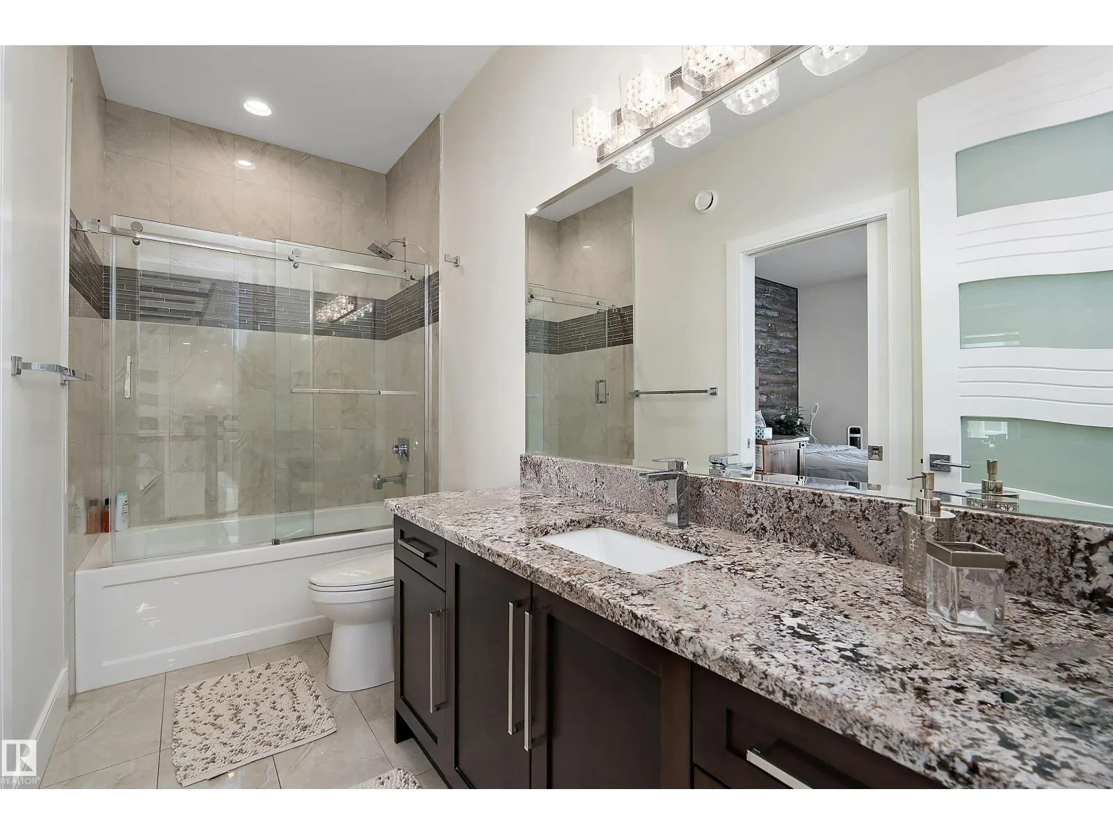 3644 WESTCLIFF WY SW
