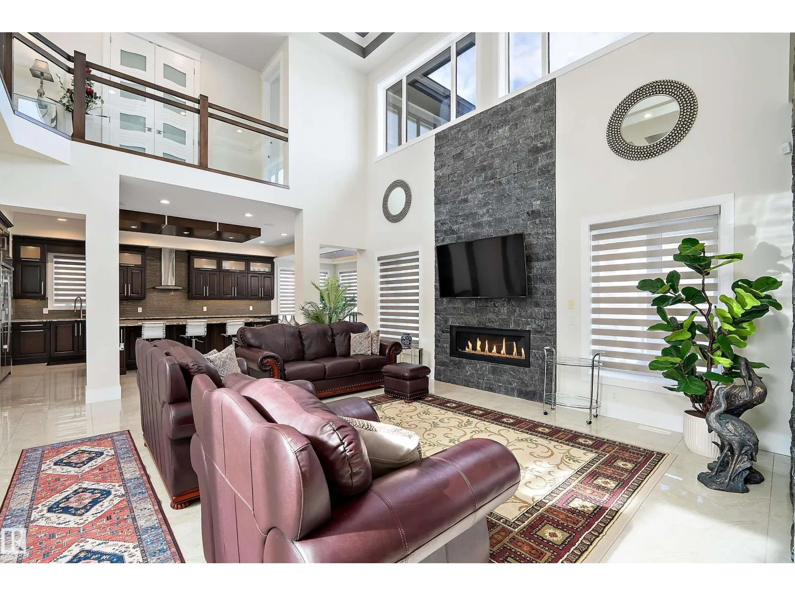 3644 WESTCLIFF WY SW