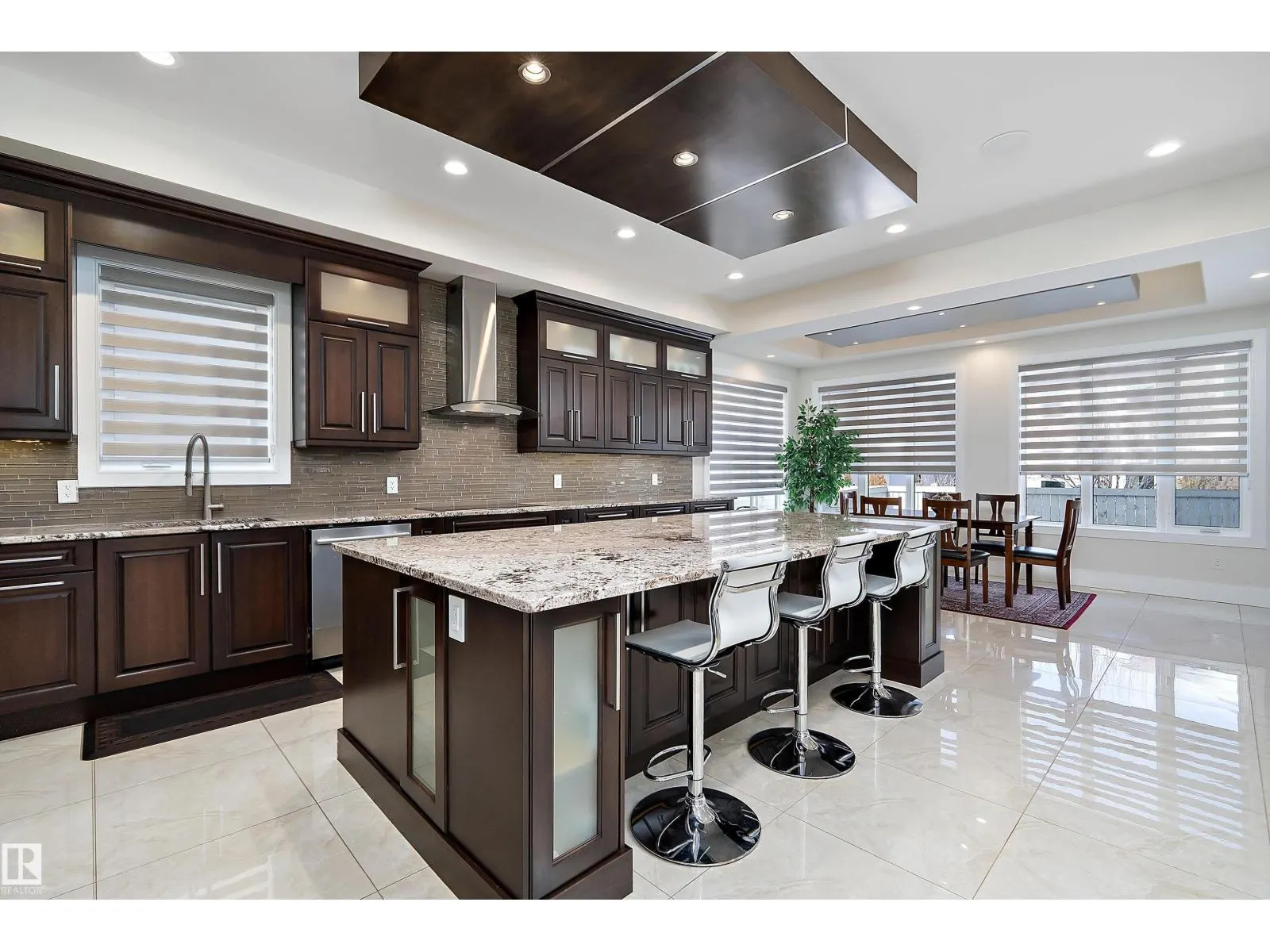 3644 WESTCLIFF WY SW