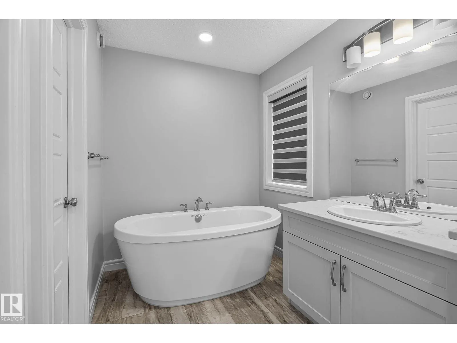 923 174st SW