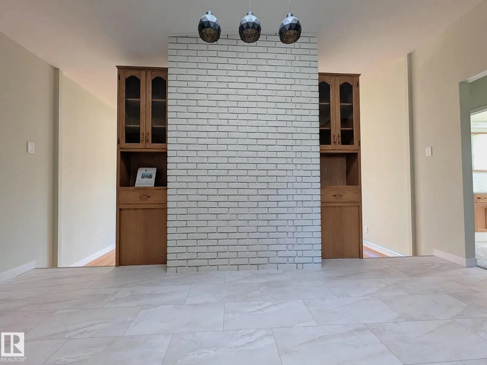 9523 134 AV NW