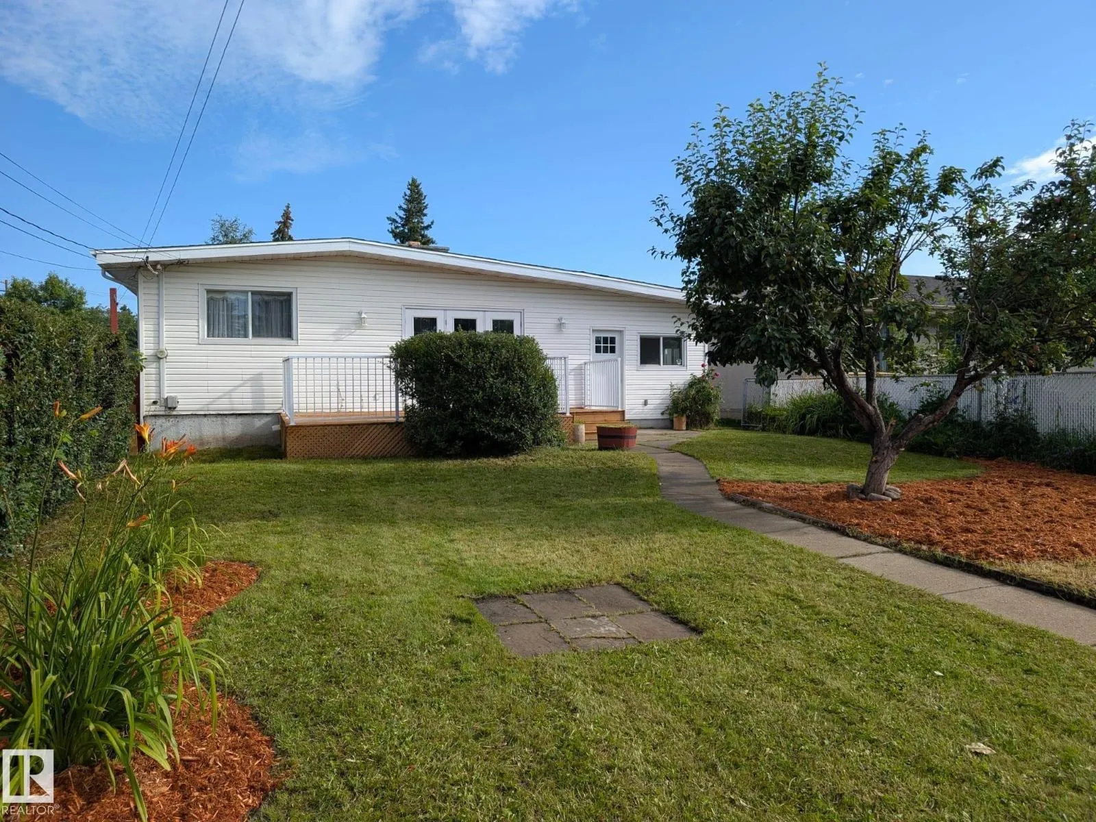9523 134 AV NW