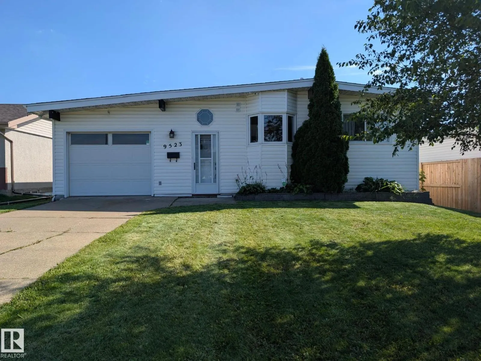 9523 134 AV NW