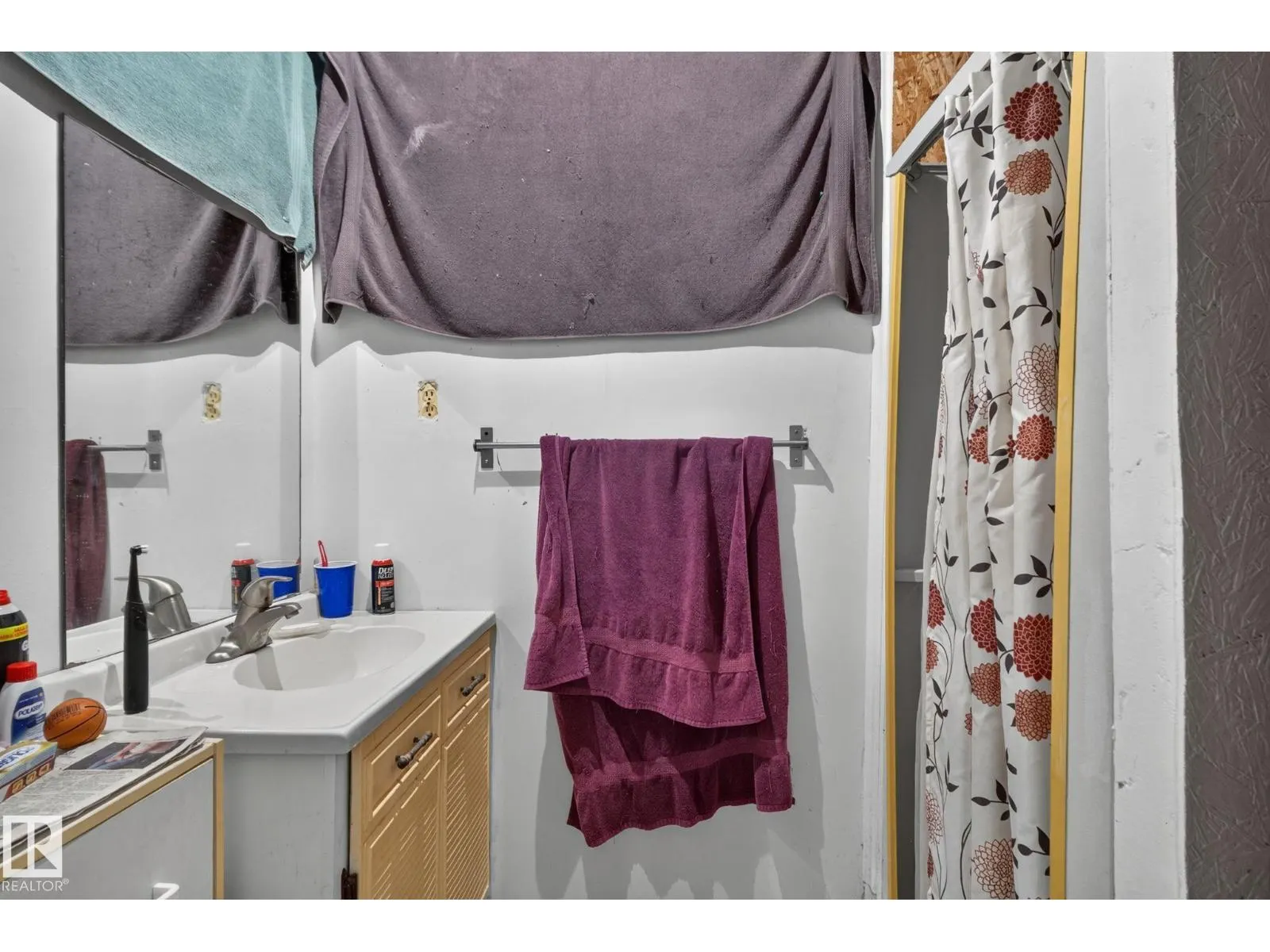 13050 32A ST NW