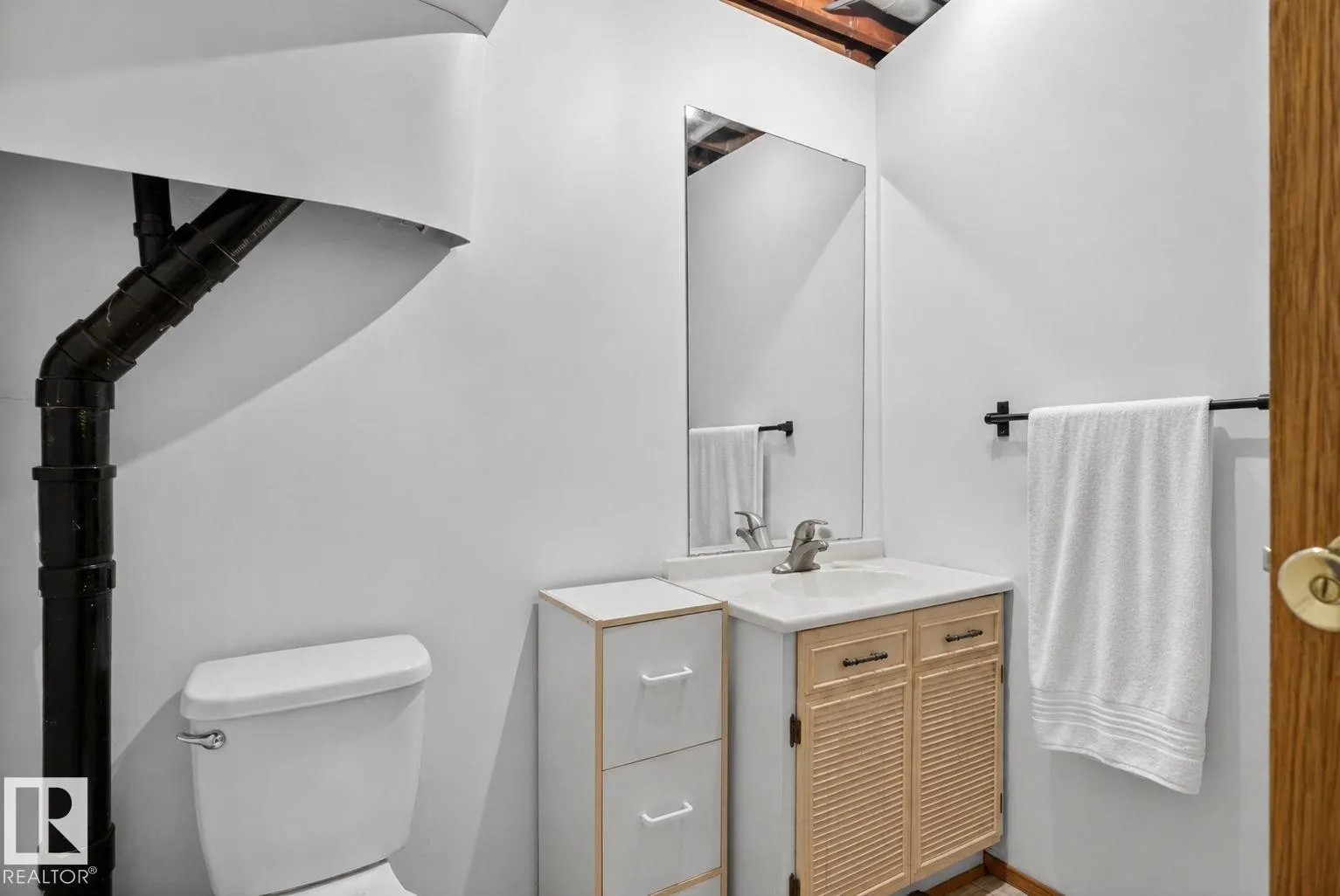 13050 32A ST NW