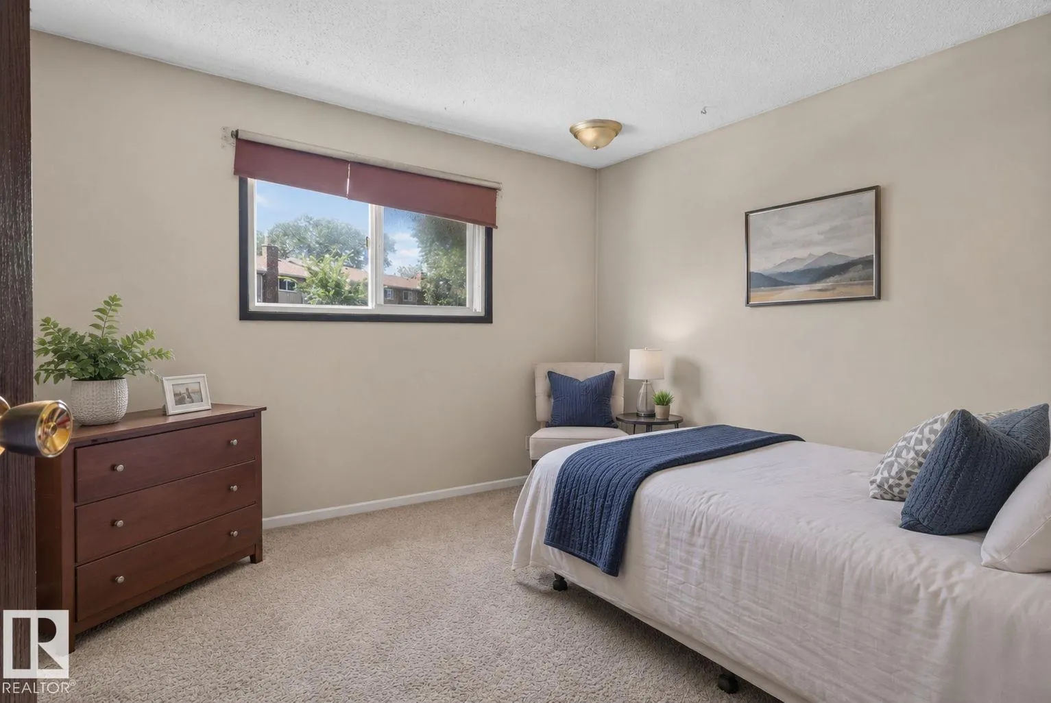 13050 32A ST NW