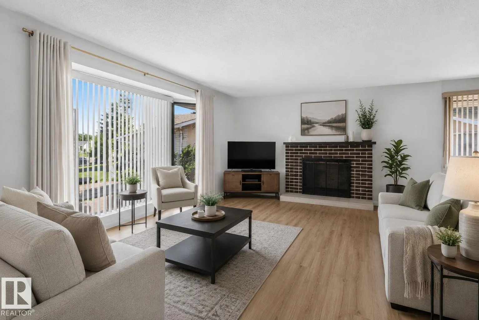 13050 32A ST NW