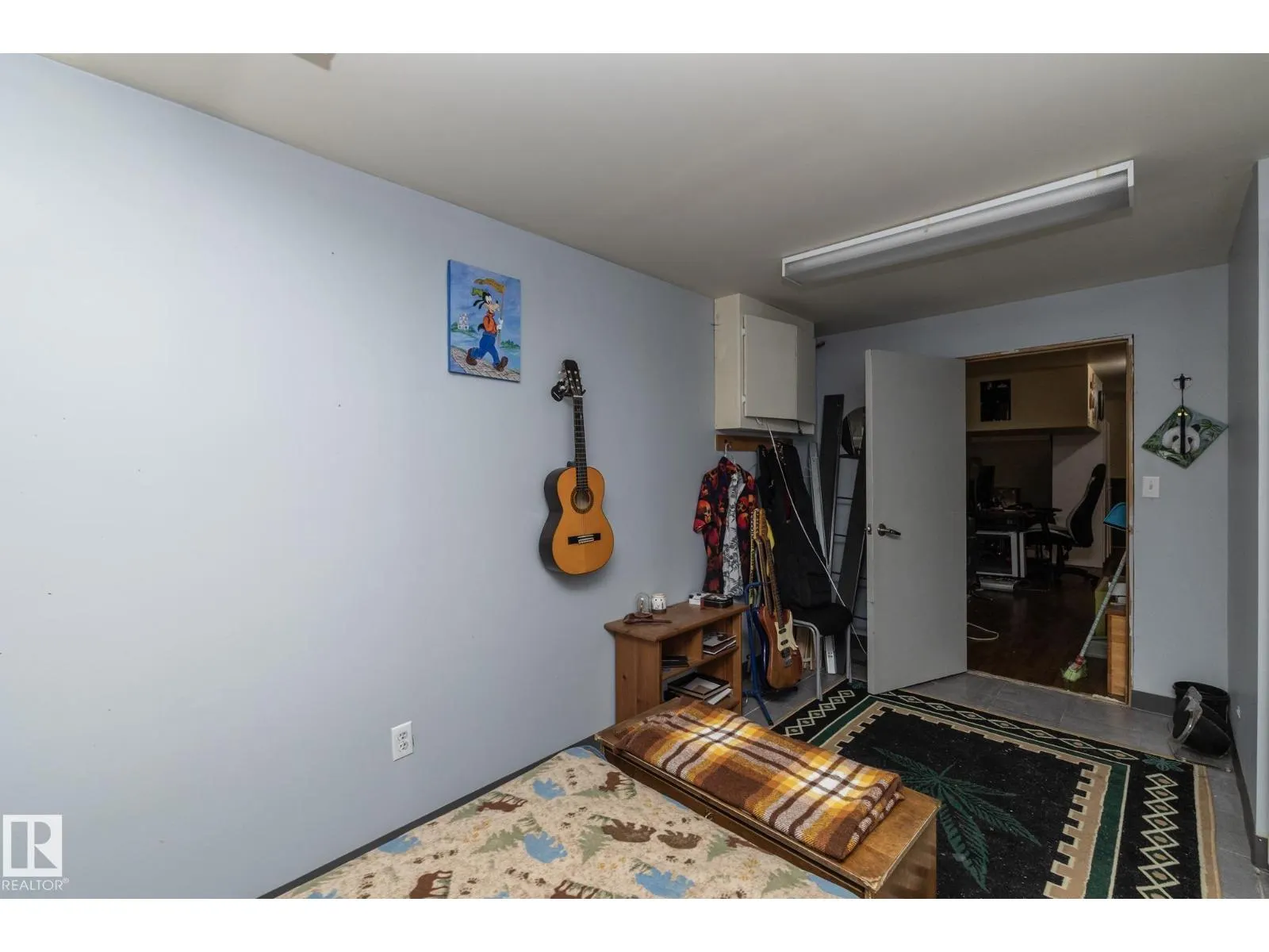3608 44 ST