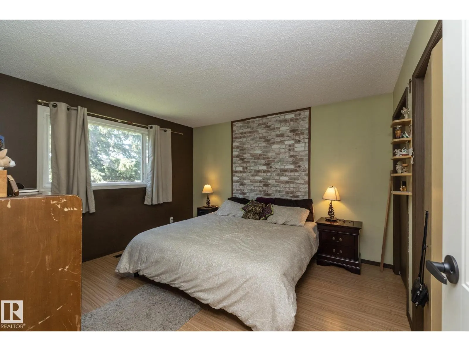 3608 44 ST
