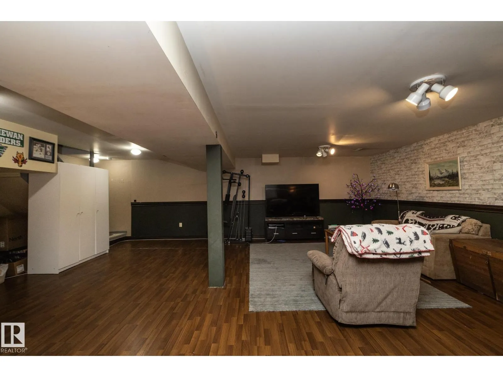 3608 44 ST