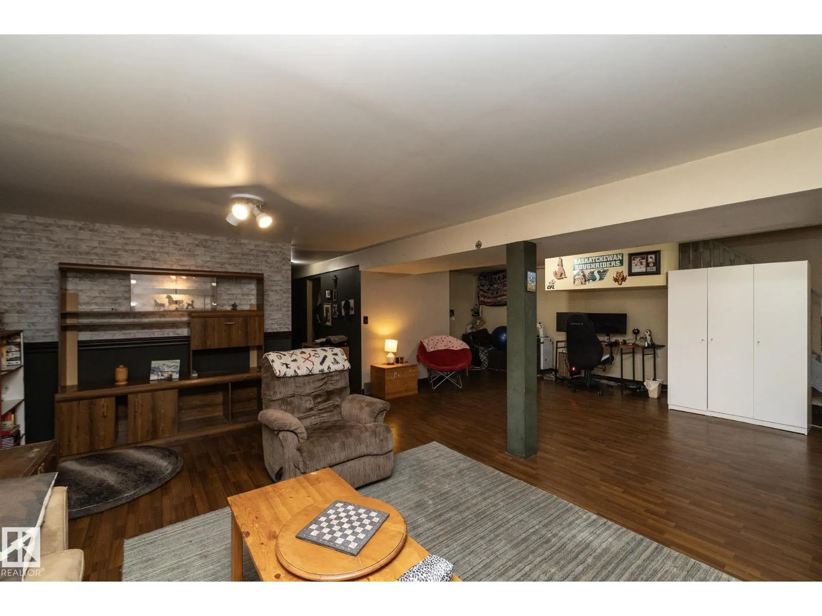3608 44 ST