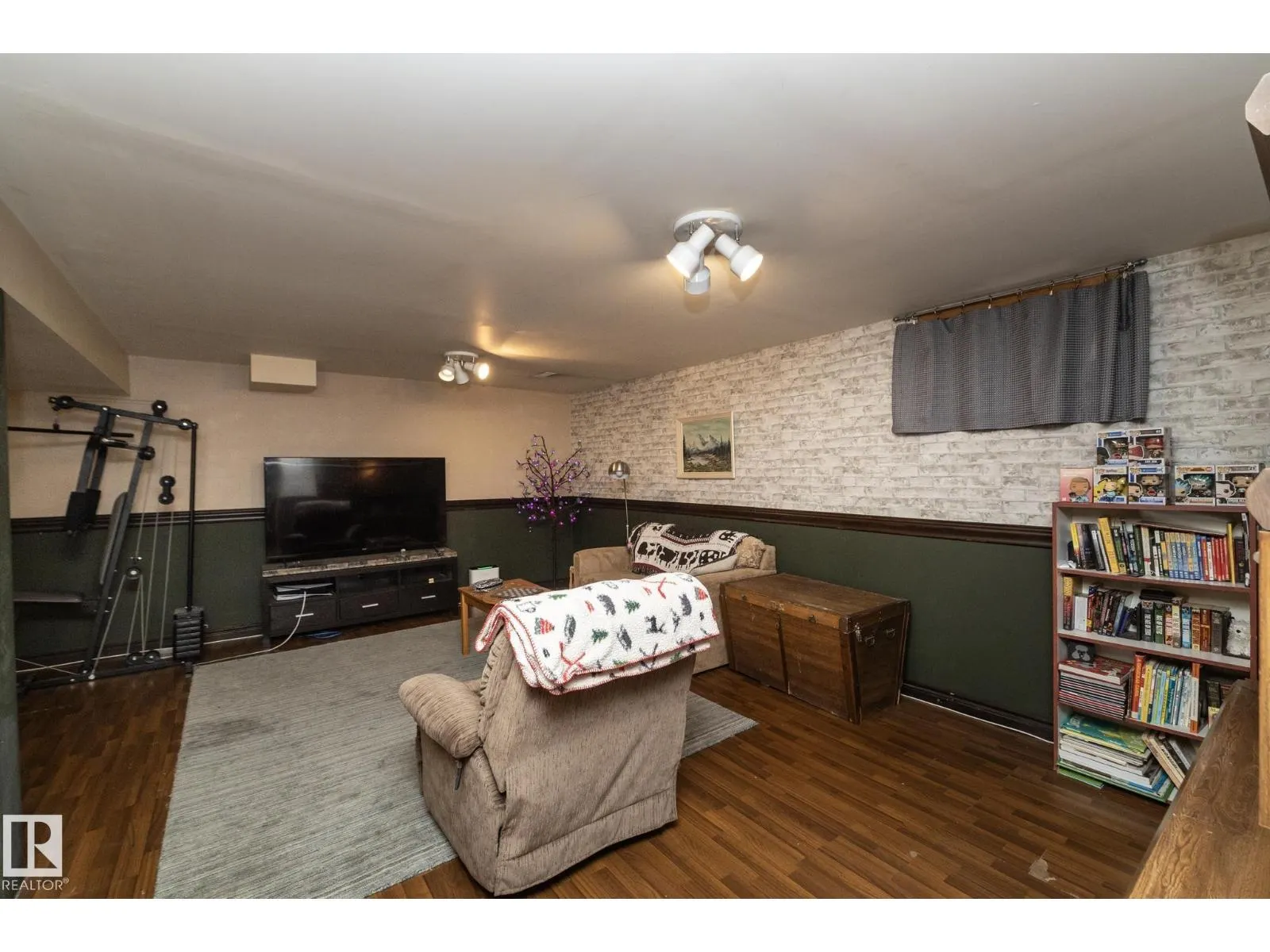 3608 44 ST