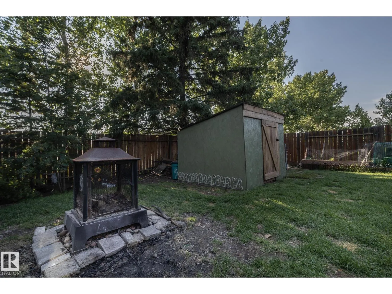 3608 44 ST