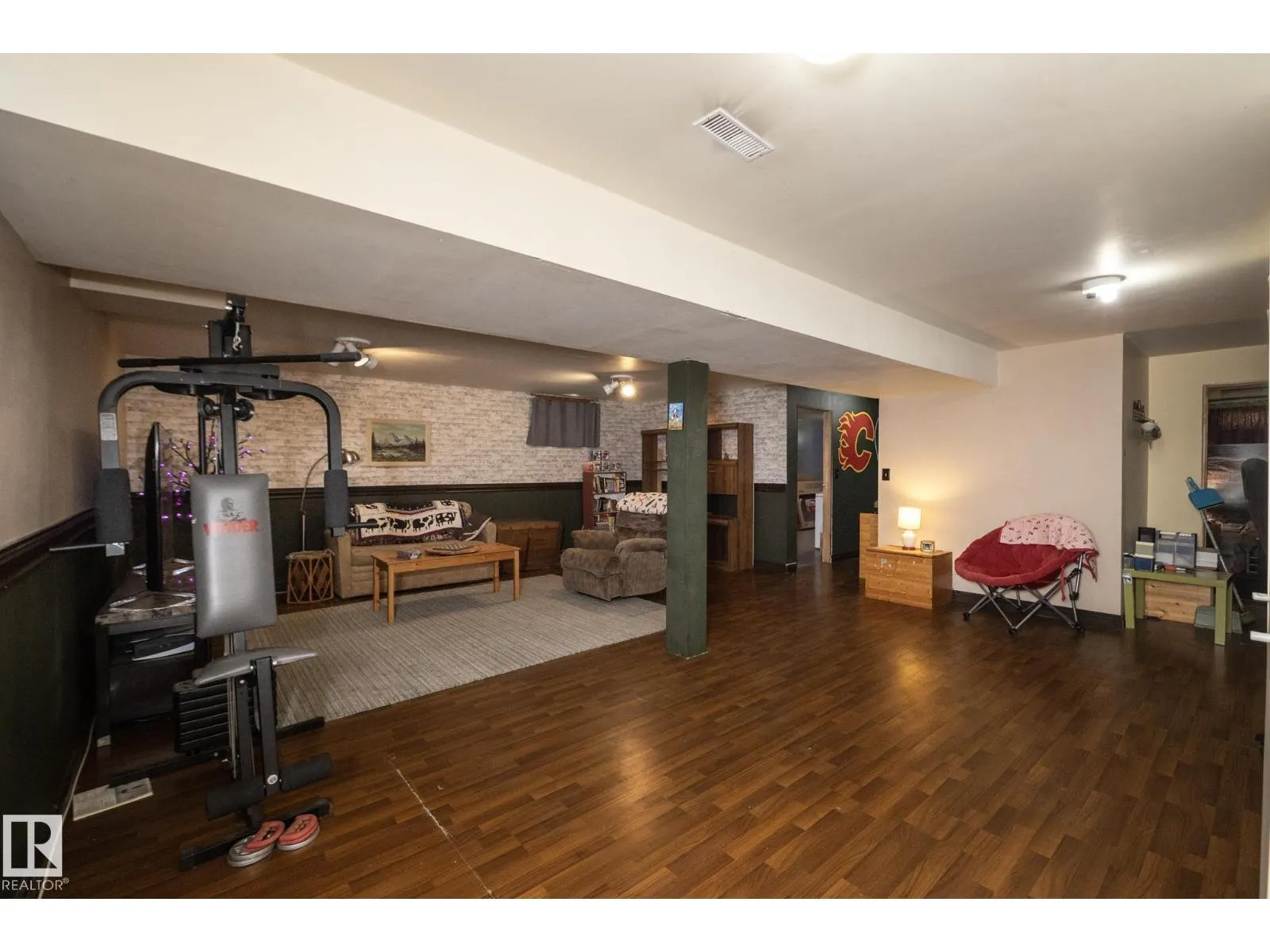 3608 44 ST