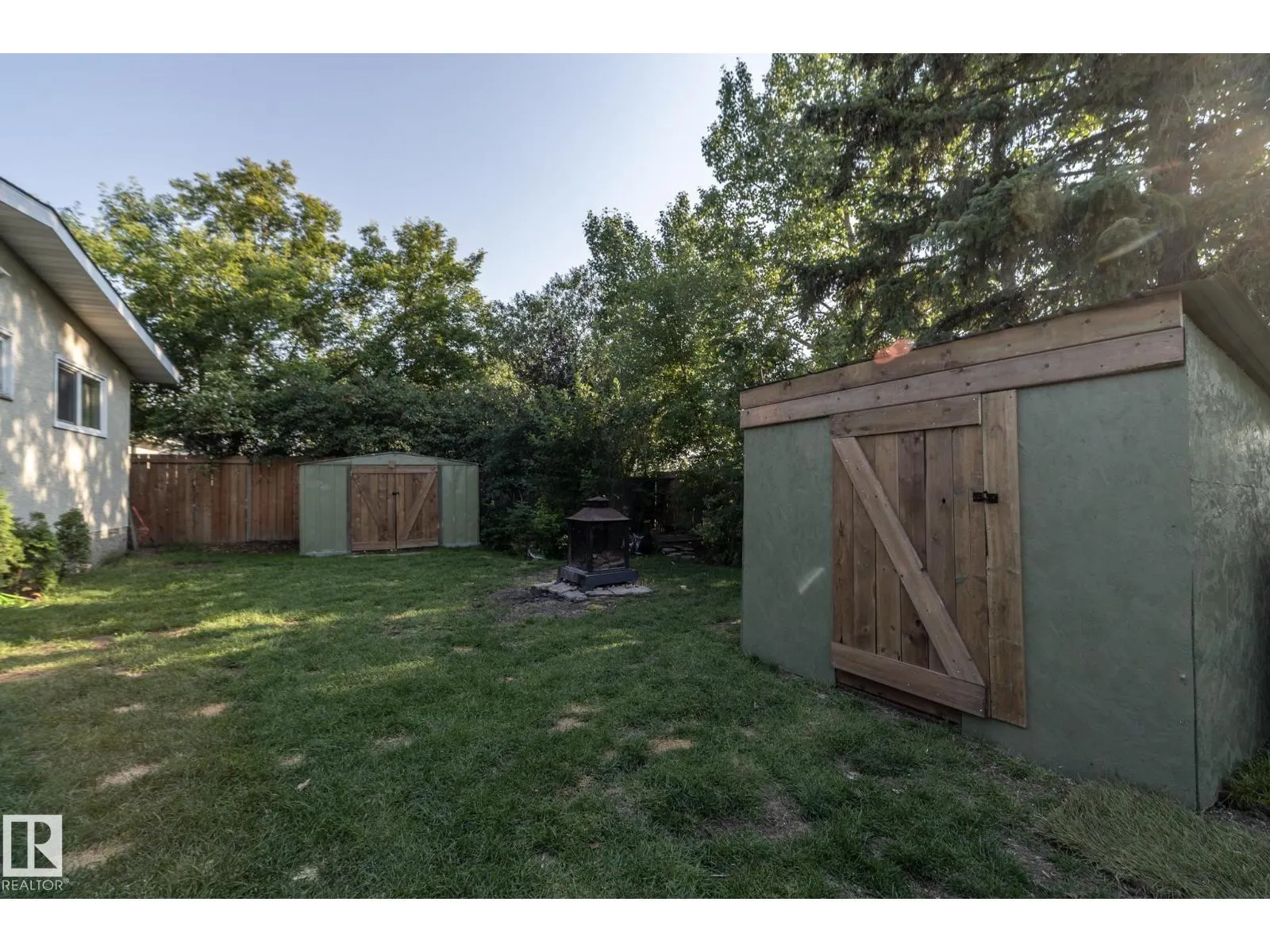3608 44 ST