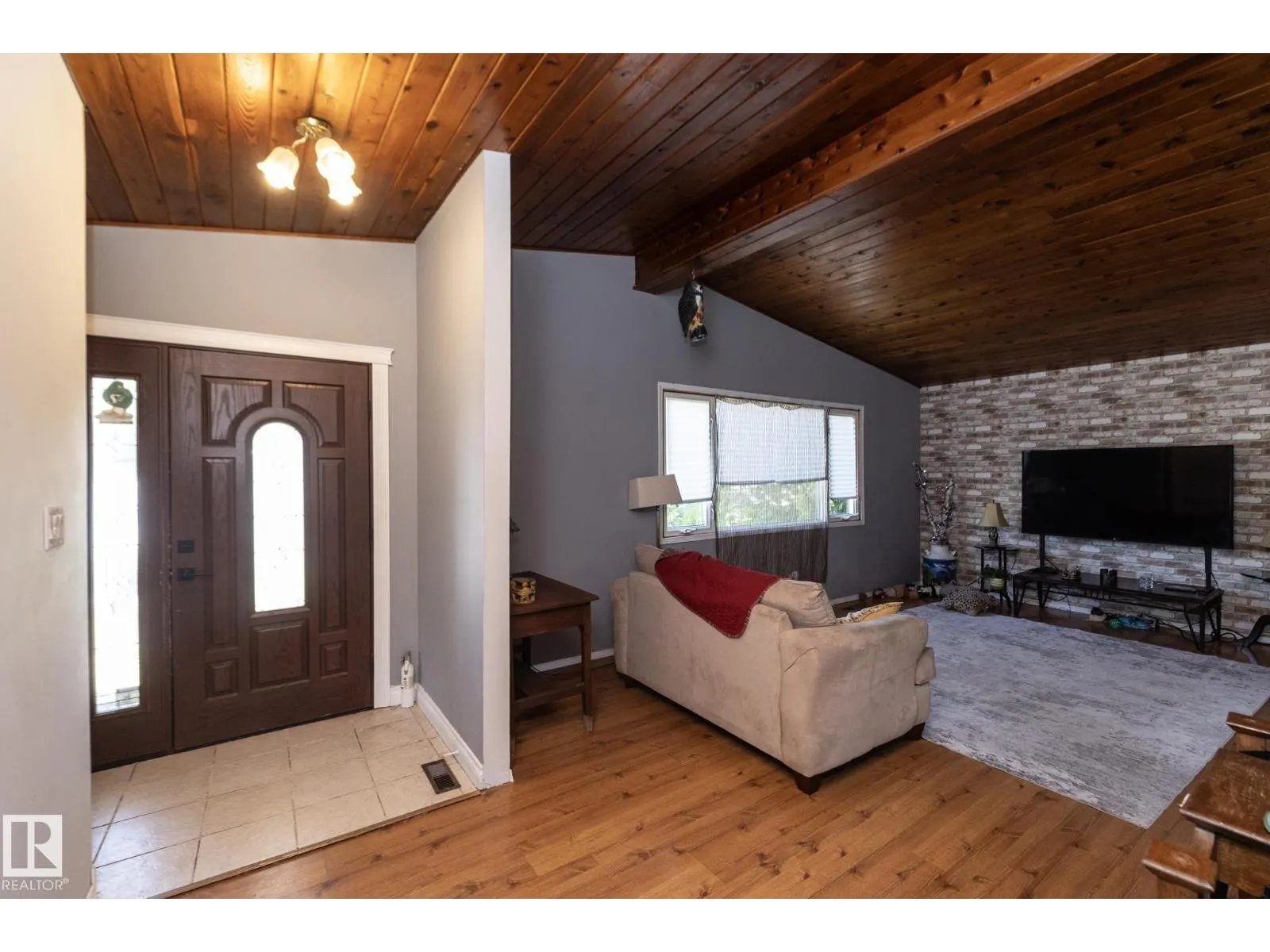 3608 44 ST