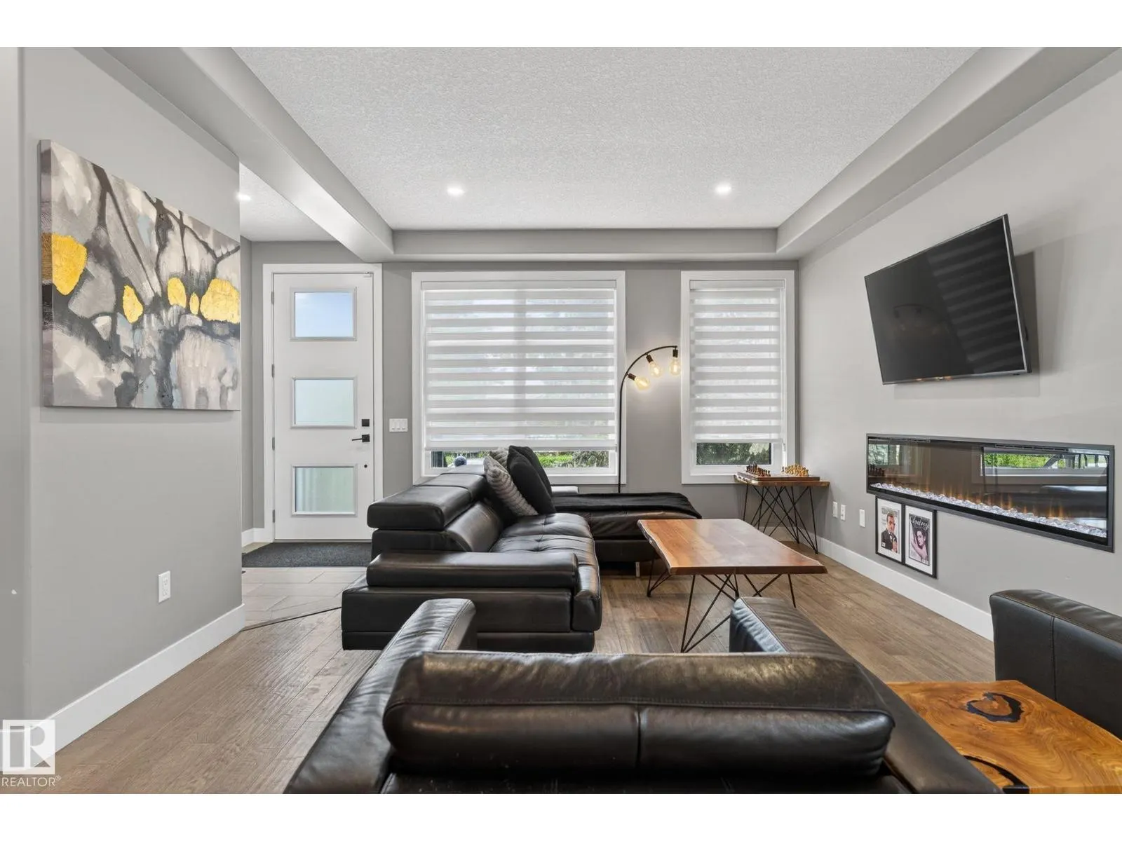 8809 148 ST NW