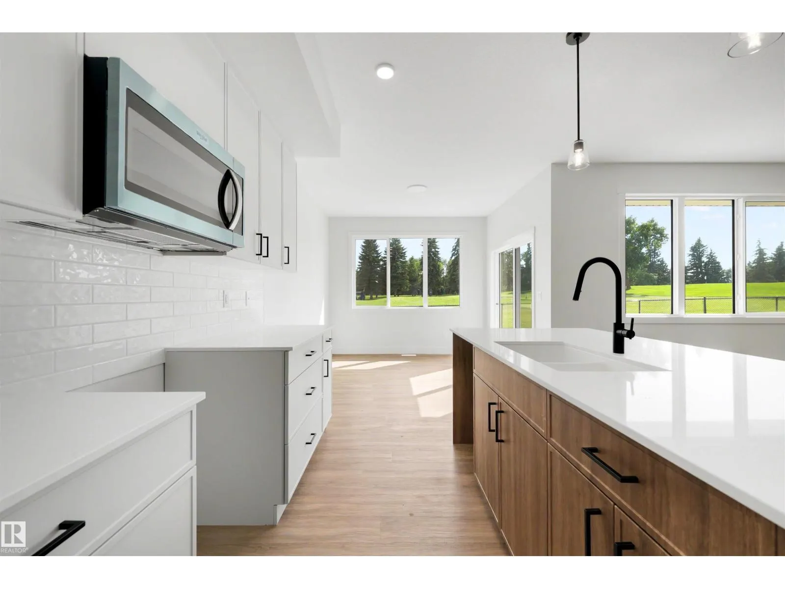 16 Grayson GR