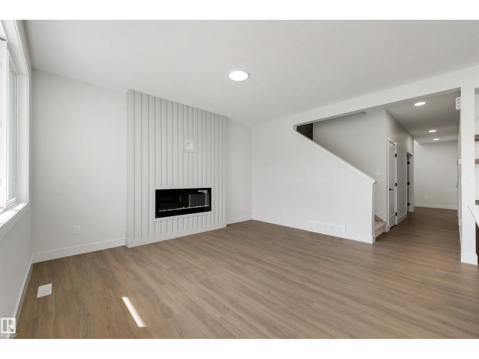 16 Grayson GR