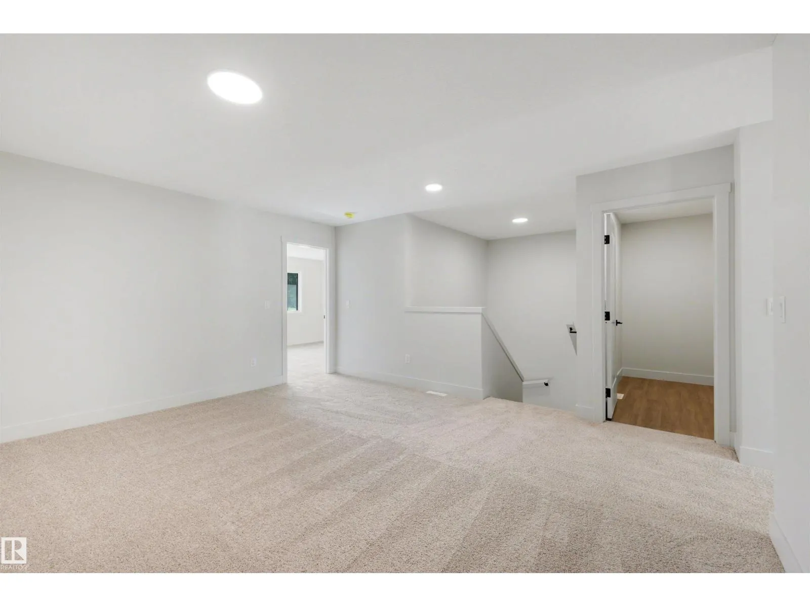 16 Grayson GR