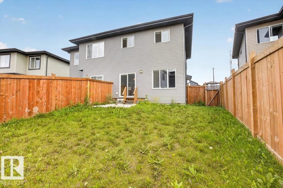 9412 PEAR CR SW