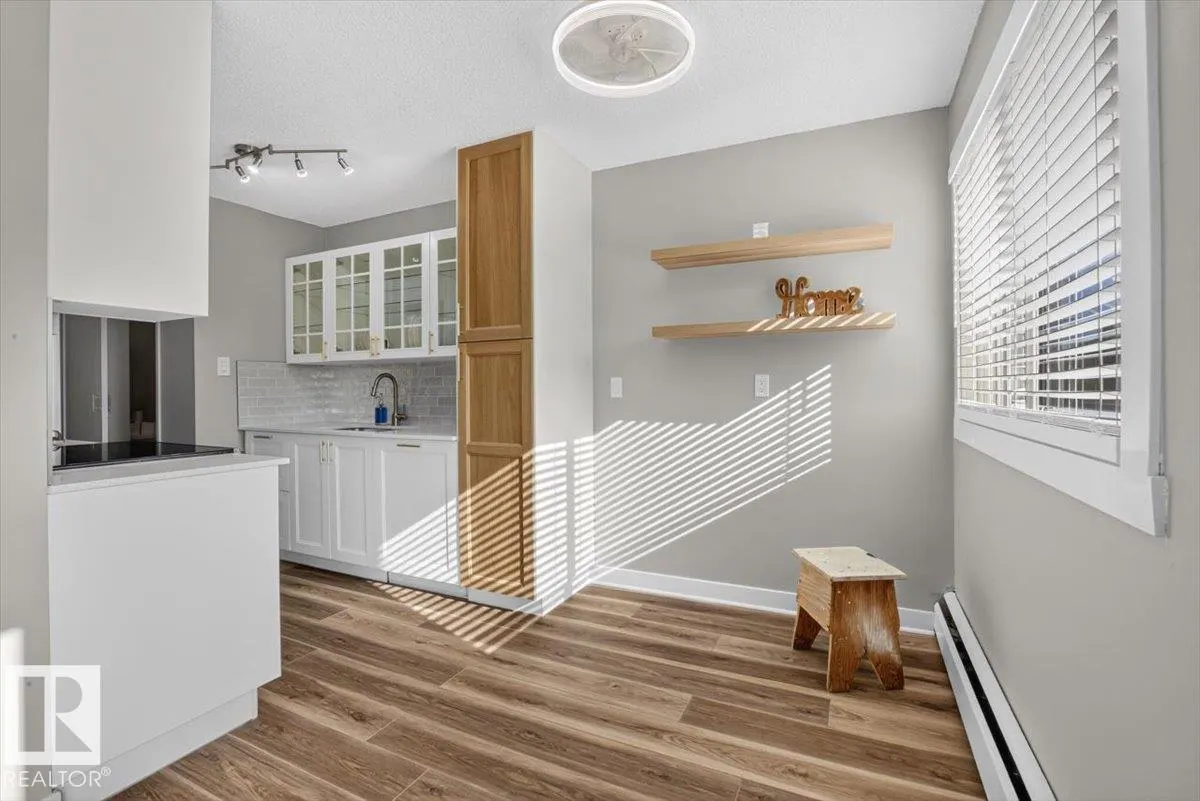 #205 11429 124 ST NW