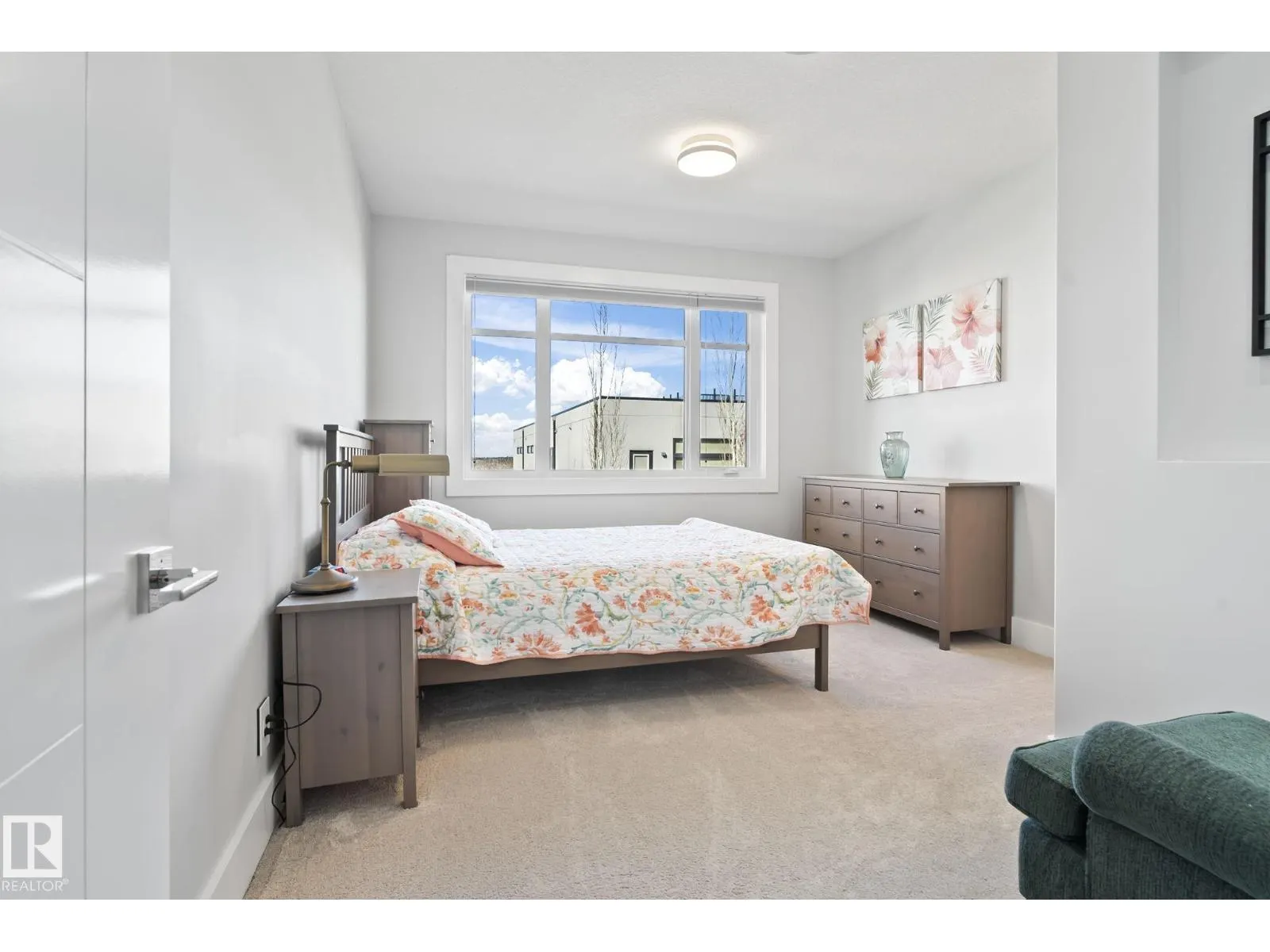 3652 WESTCLIFF WY SW