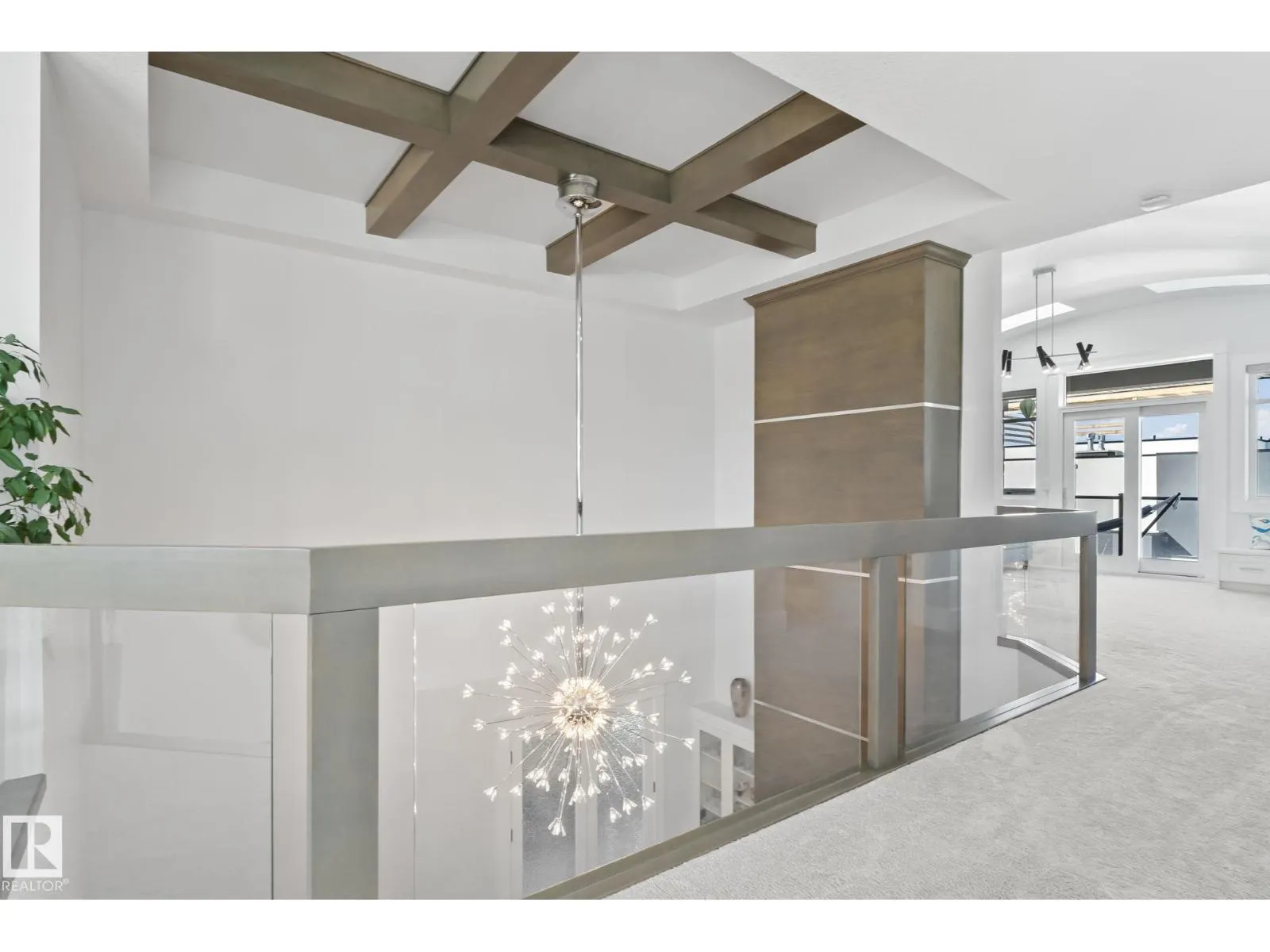 3652 WESTCLIFF WY SW