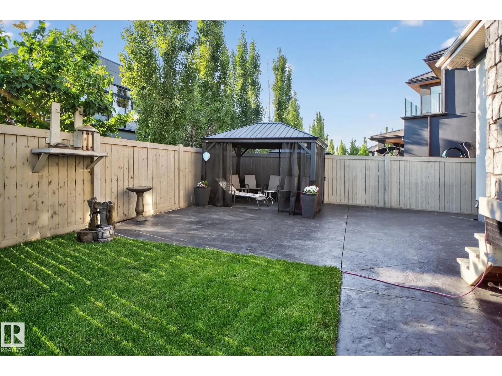 3652 WESTCLIFF WY SW