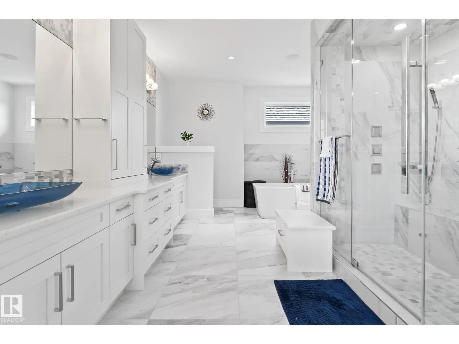 3652 WESTCLIFF WY SW