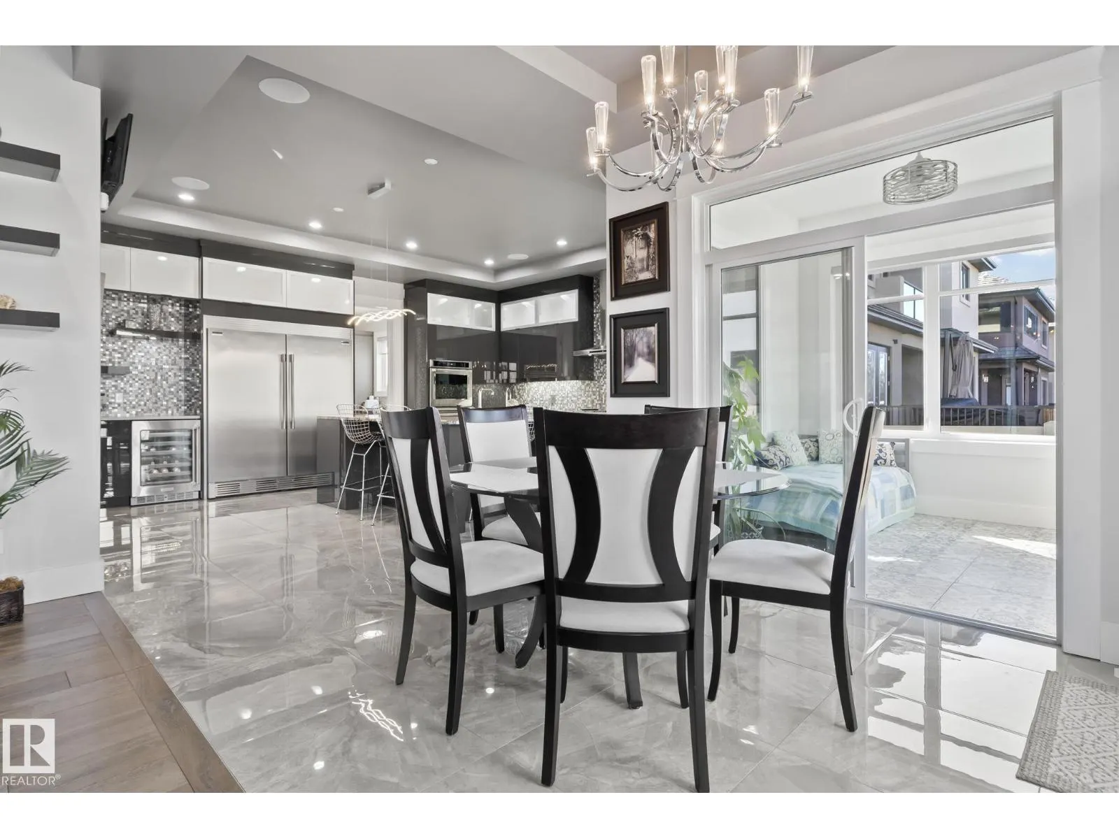 3652 WESTCLIFF WY SW