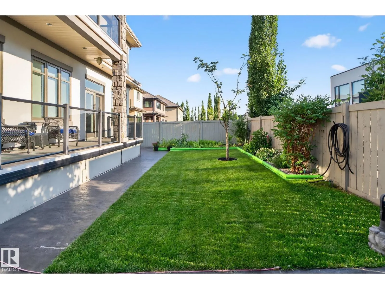 3652 WESTCLIFF WY SW
