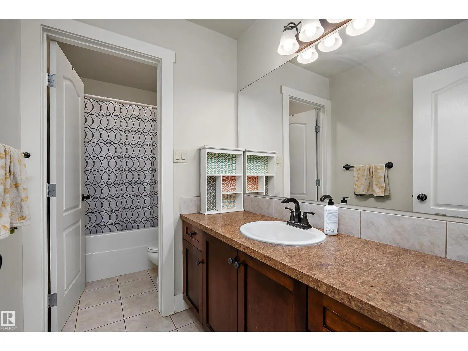 203 GRAYBRIAR GR