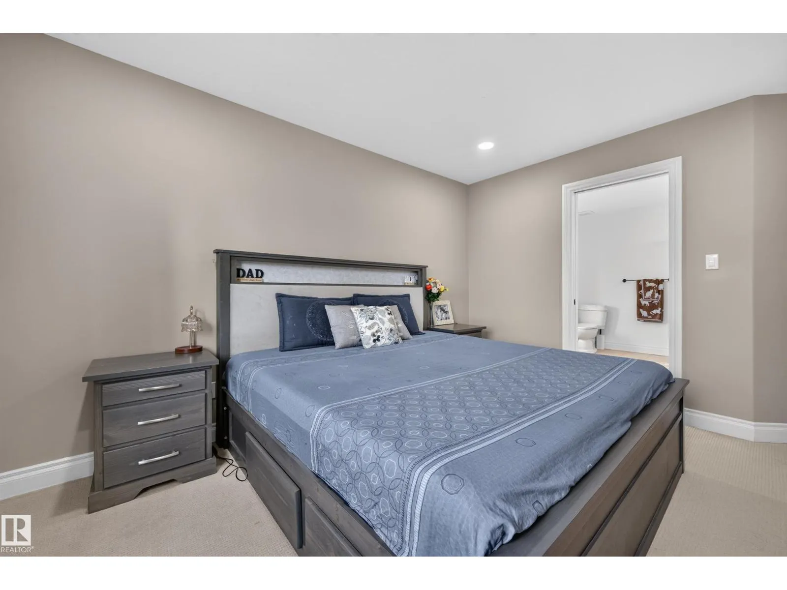 3006 Montrose BV