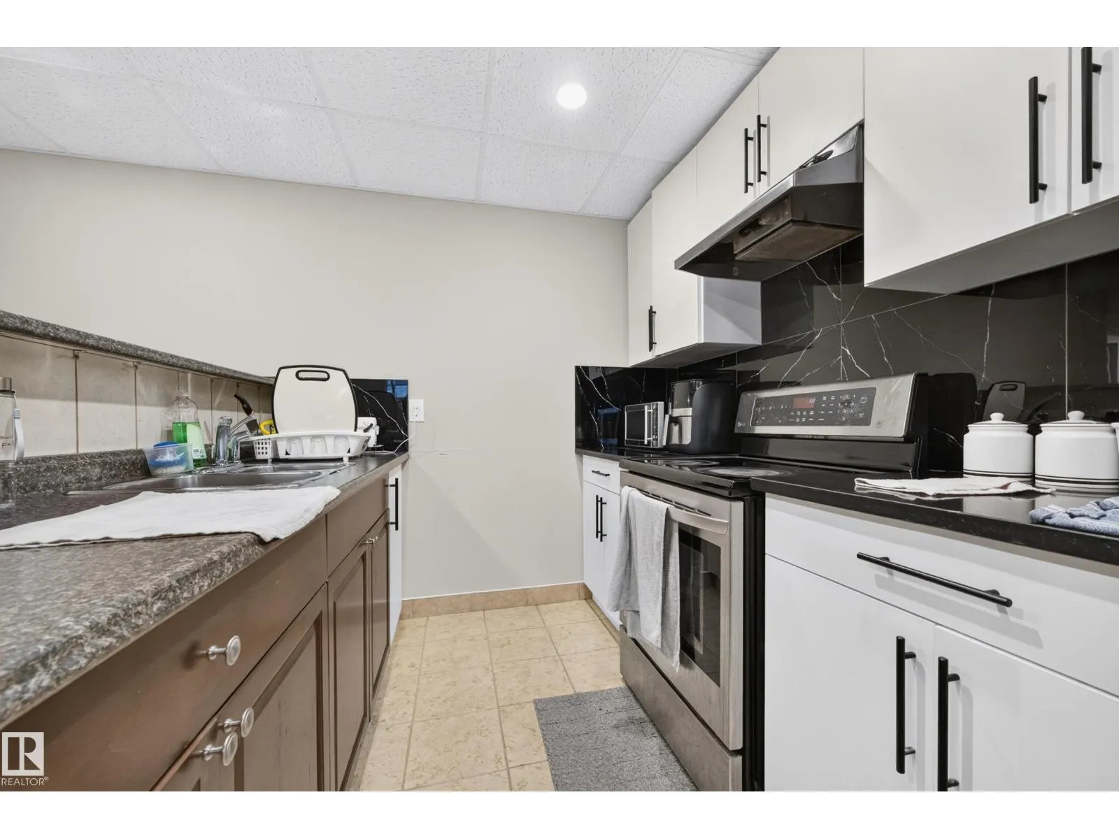 3006 Montrose BV