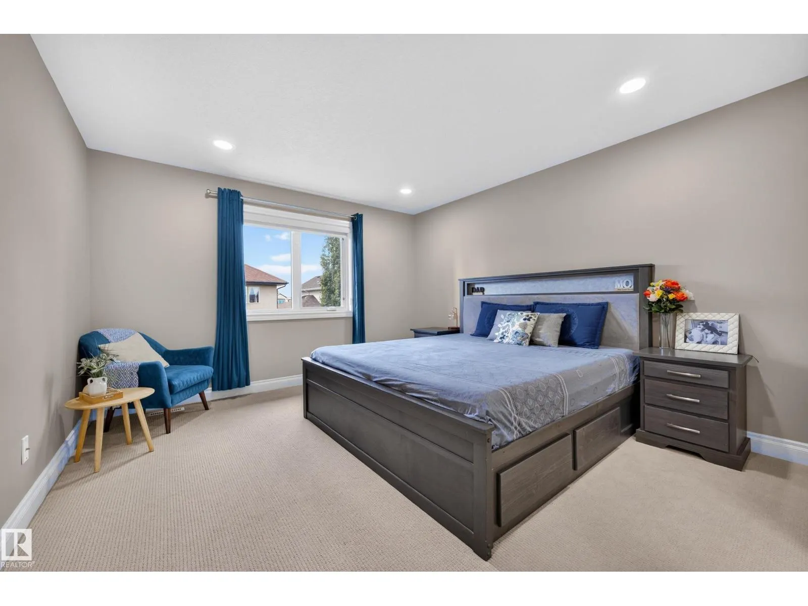 3006 Montrose BV