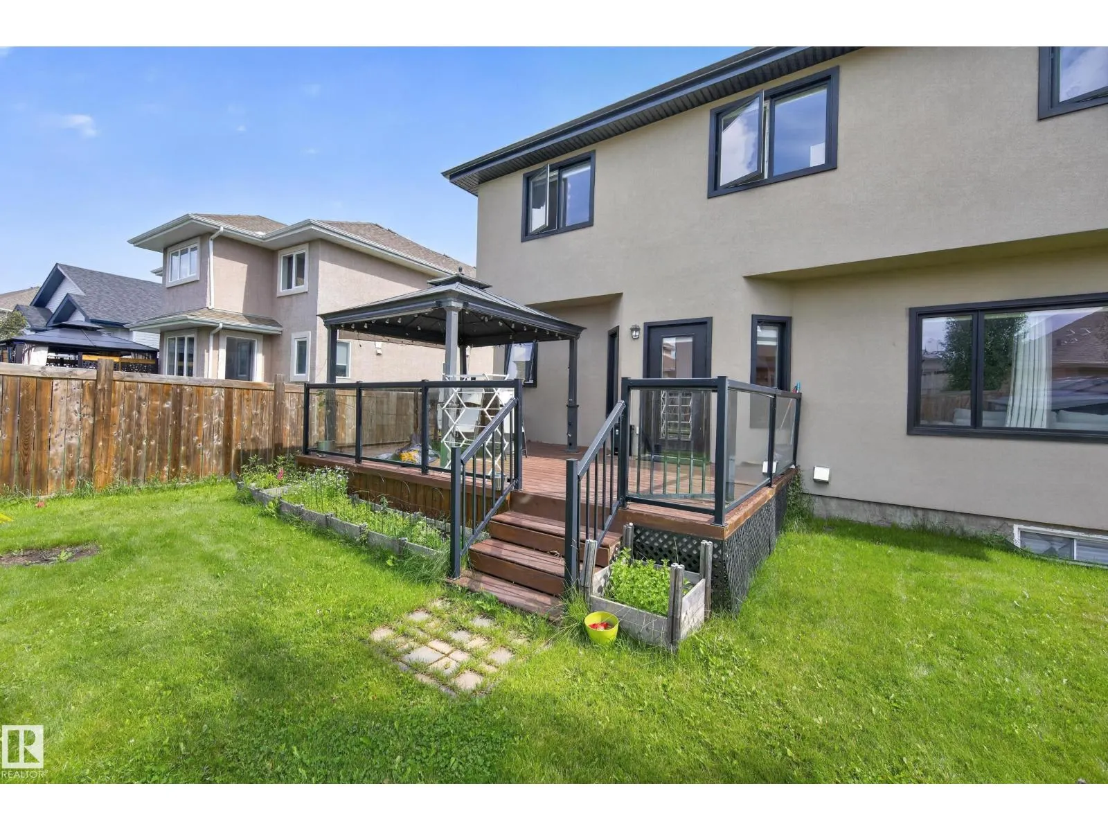 3006 Montrose BV