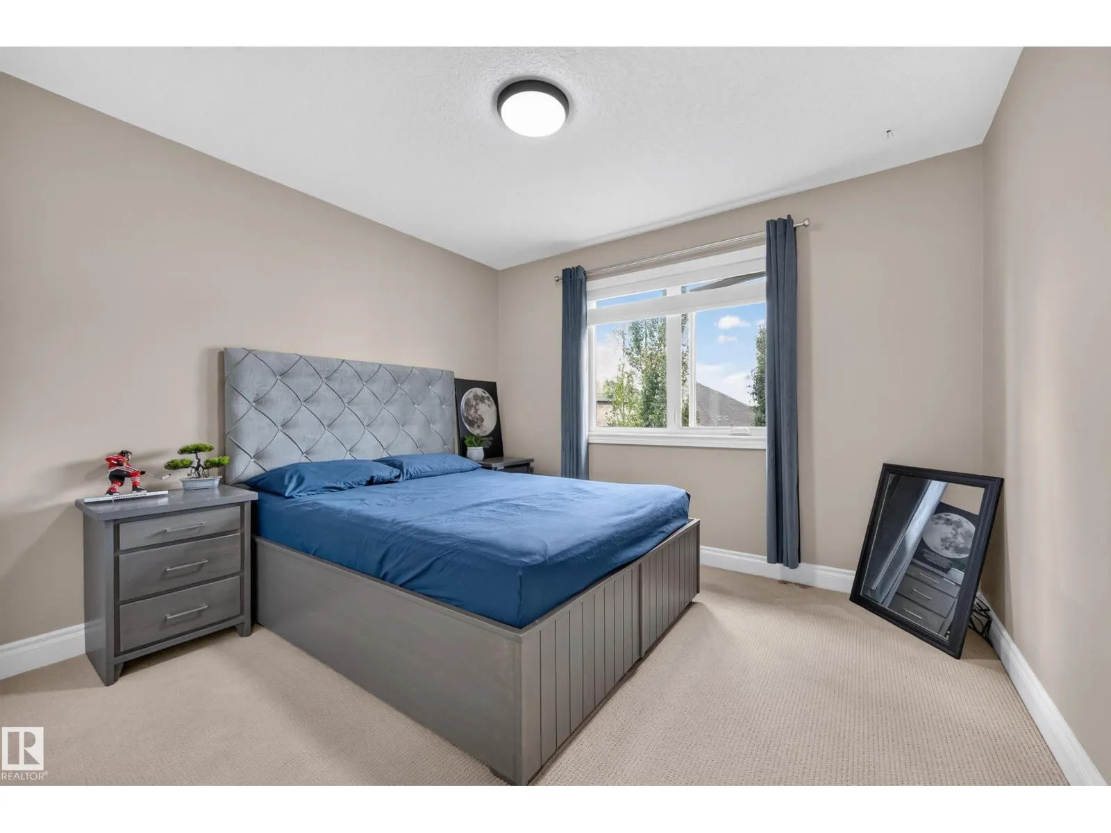 3006 Montrose BV