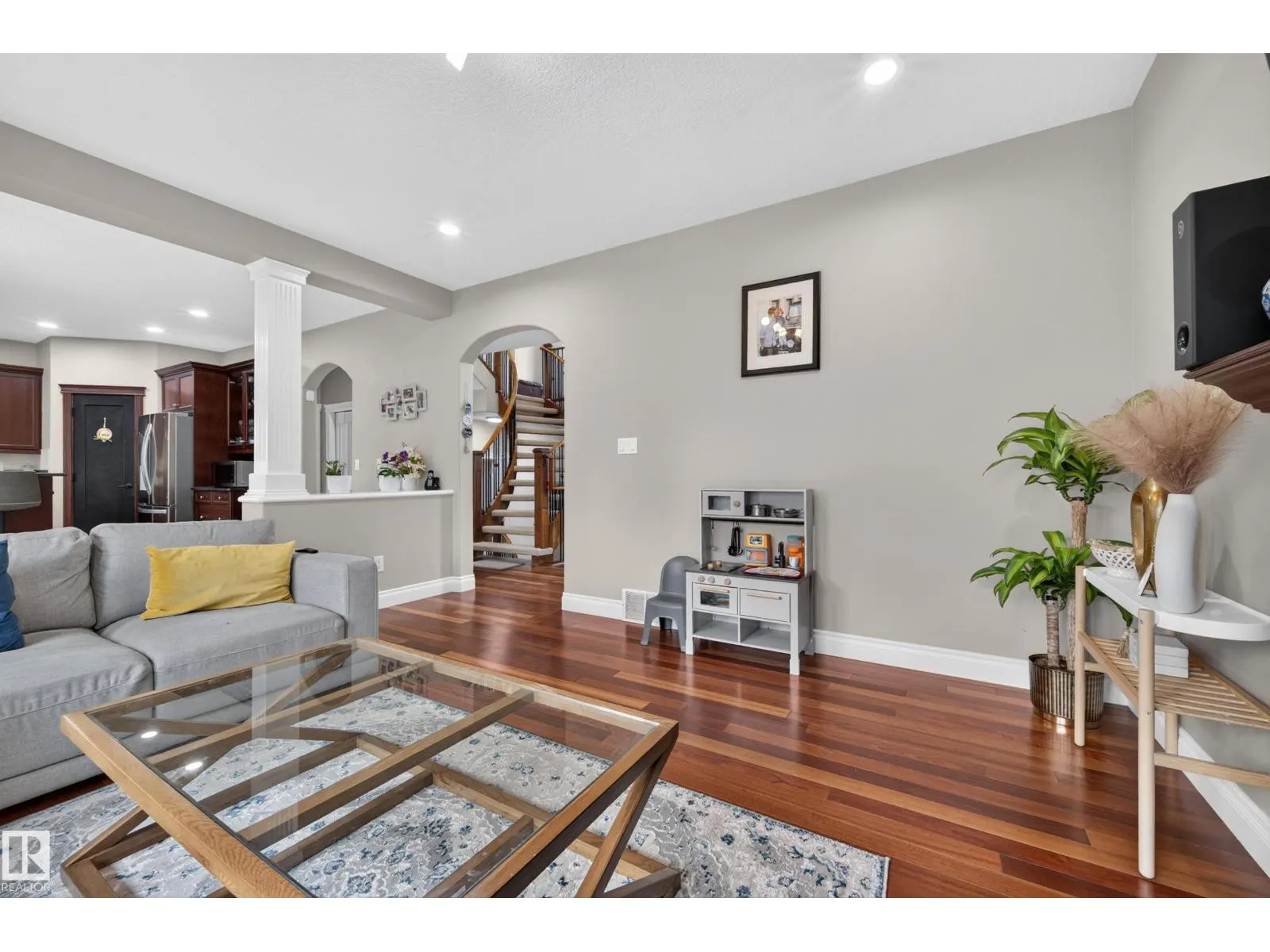 3006 Montrose BV