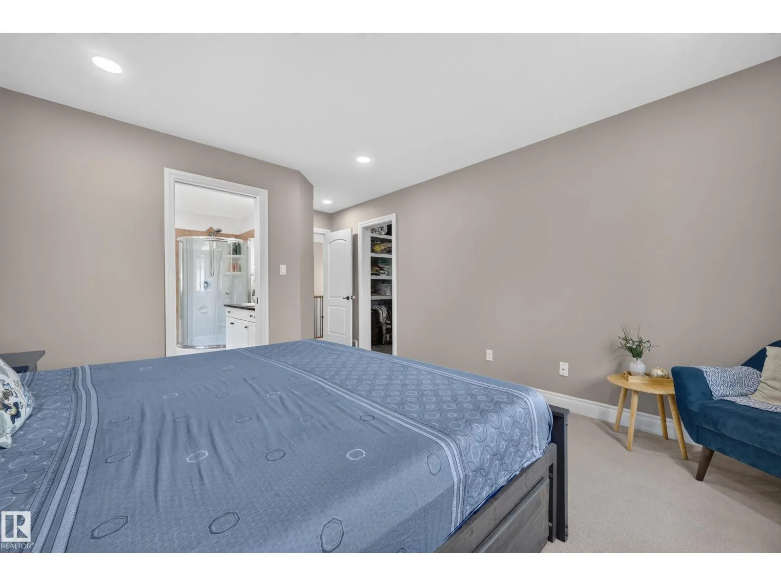 3006 Montrose BV
