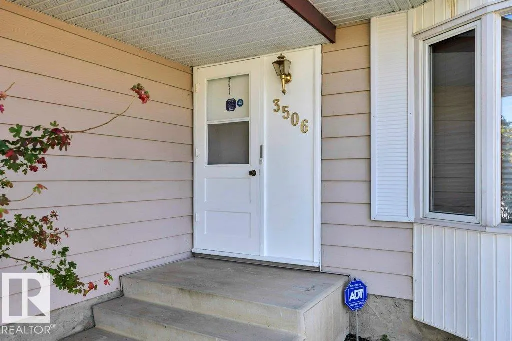 3506 44 ST