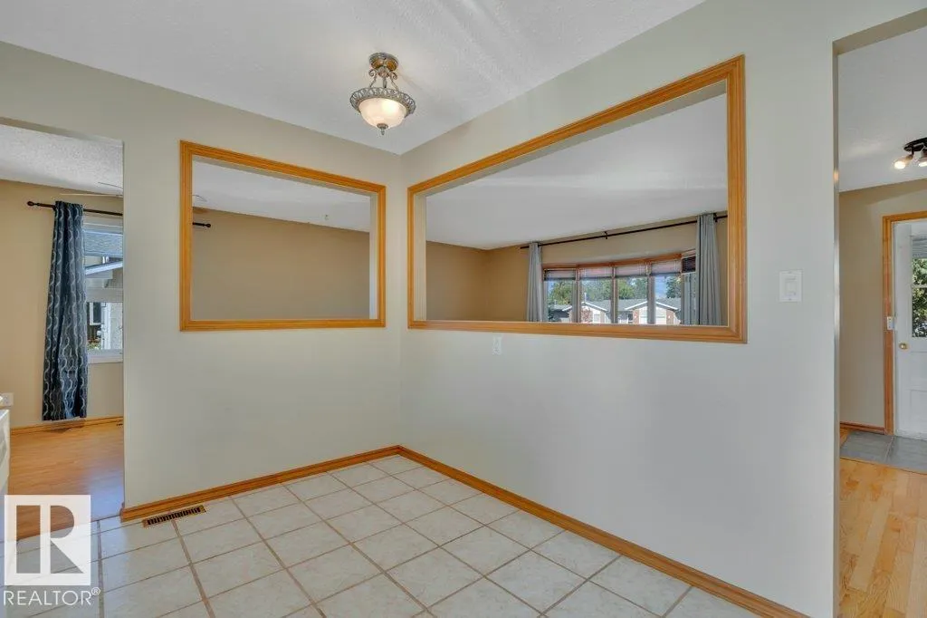 3506 44 ST