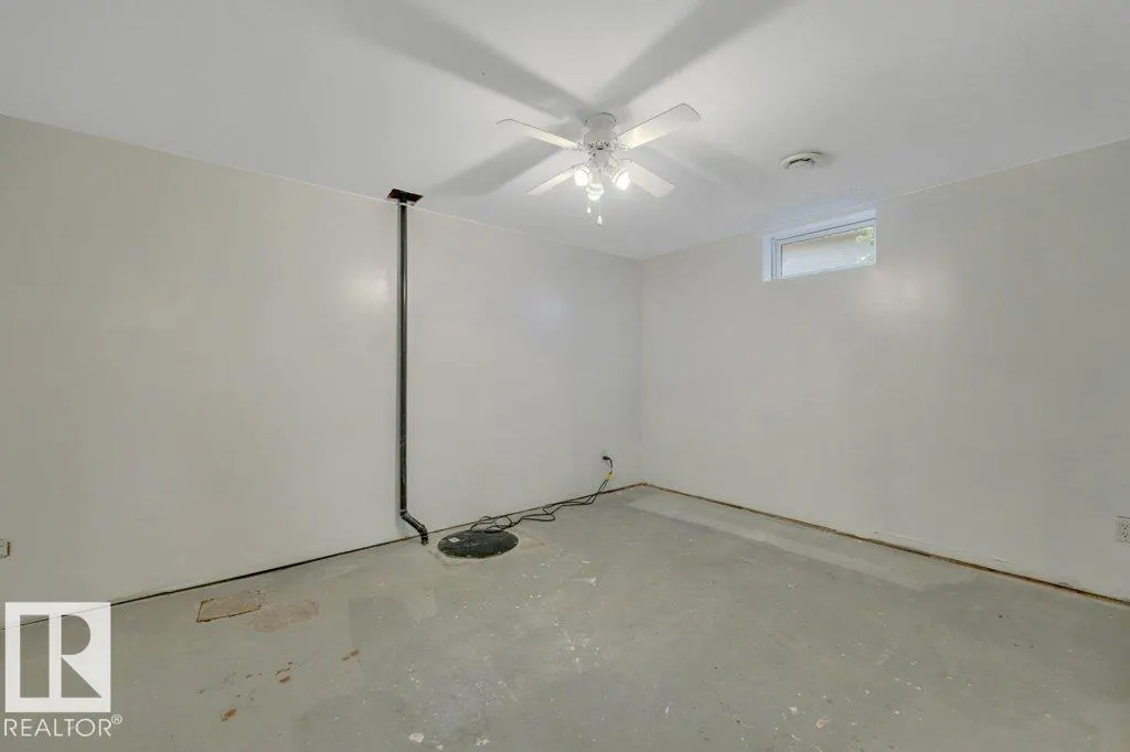 3506 44 ST