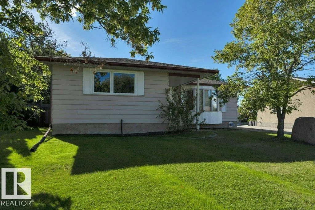 3506 44 ST